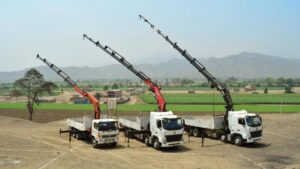 Variedad de Camiones grua ordenados por longitud o alcance de brazo 